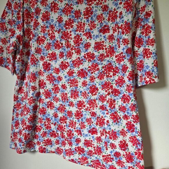NWOT TALBOTS FLORAL SCALLOPED NECK SUPER SOFT PIMA COTTON TEE SIZE M - Picture 7 of 15